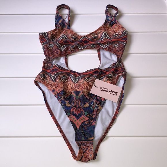 NWT missguided one piece Paisley  cut out Swimsuit - Picture 2 of 13
